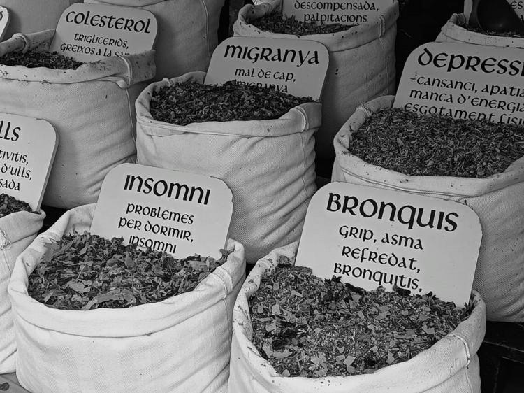 咳嗽引发头痛?5种诱因+科学应对指南 - 识别与诊断 - 家医大健康
